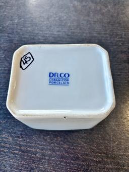 (45) Delco Porcelain Sugar Caddy - White