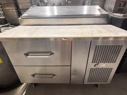 Randell 48" Pizza Prep Table w. 2 Refrigerated Drawers