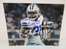 Ezekiel Elliott of the Dallas Cowboys signed autographed 8x10 photo PAAS COA 933