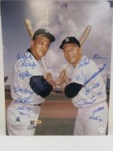 Roy White Gene Michael Al Downing +13 others NY Yankees Mantle /Maris 16x20 photo Sig Auctions LOA