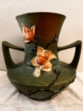 ROSEVILLE U.S.A. Vintage 9" Magnolia Vase Stamped #93-9"