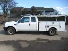 2004 FORD F-250 XL SUPER DUTY EXTENDED CAB