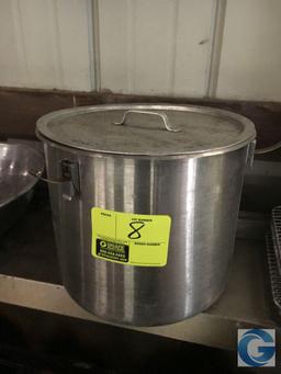 12" x 11" stainless steel stock pot with lid