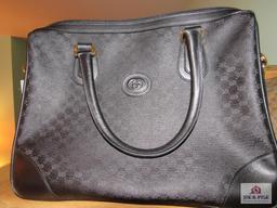 gucci purse-black