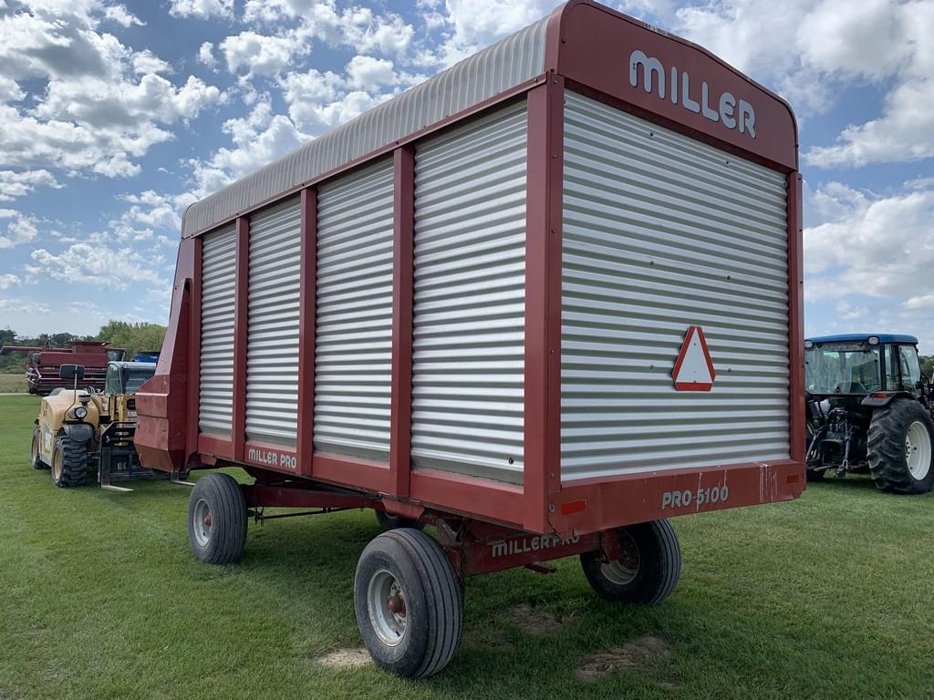 Miller Pro 5100 Chopper Box