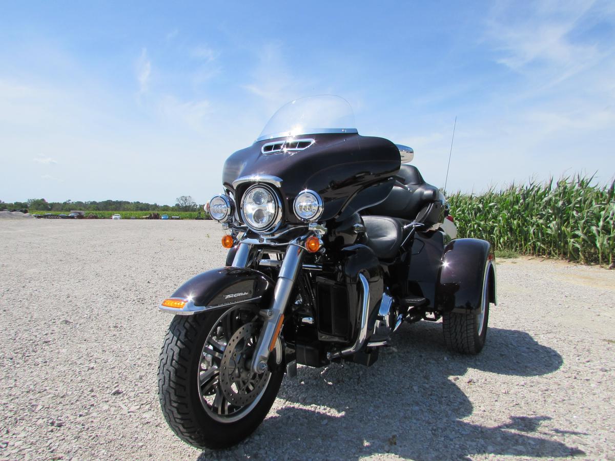 2014 Harley-Davidson Tri-Glide Miles: 6,299