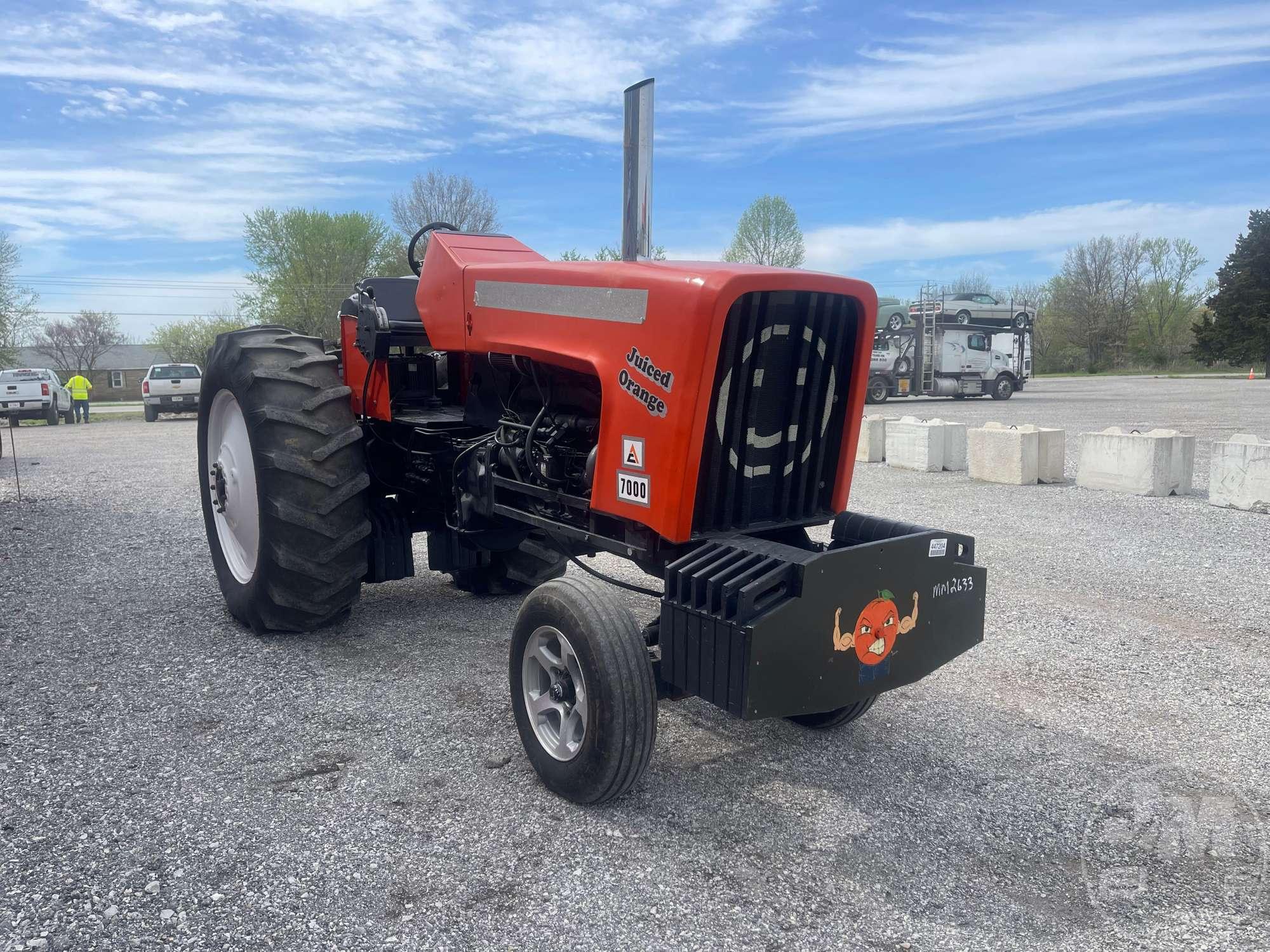 ALLIS CHALMERS 7000 PULLING TRACTOR