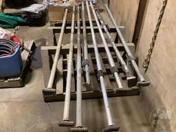 A PALLET OF, 8 LOAD BARS AND 2 STEEL STANDS