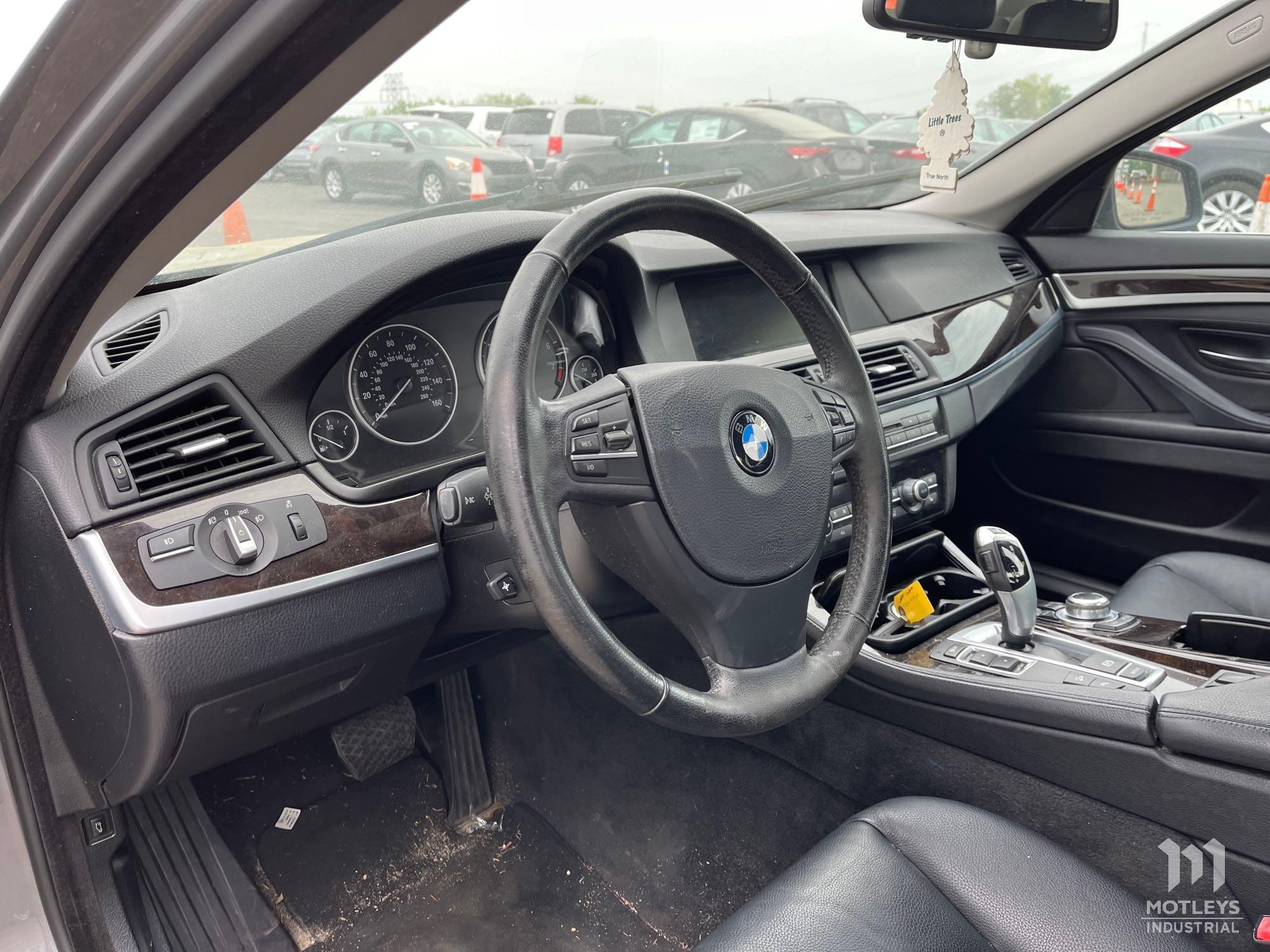 2013 BMW 528i xDrive Sedan
