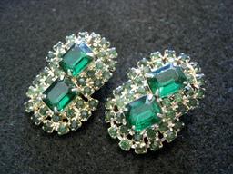 Emerald green Rhinestone Clip Earrings - Gorgeous Set