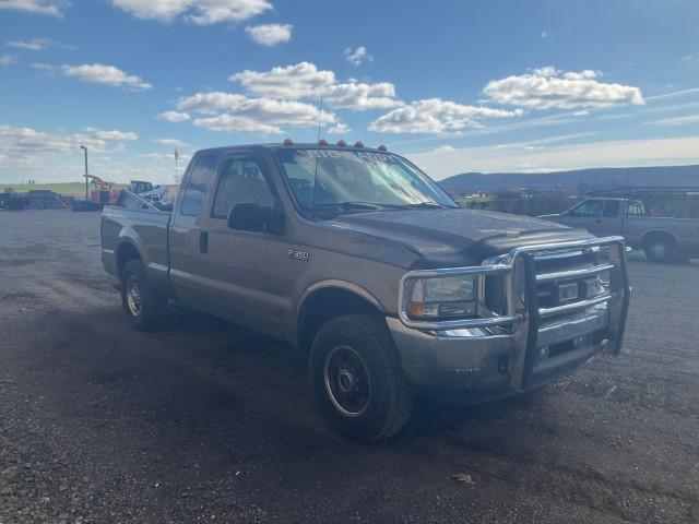 2002 Ford F350 Lariat Pick Up Truck
