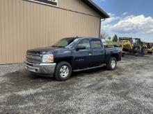 2012 Chevy 1500 Pick Up Truck