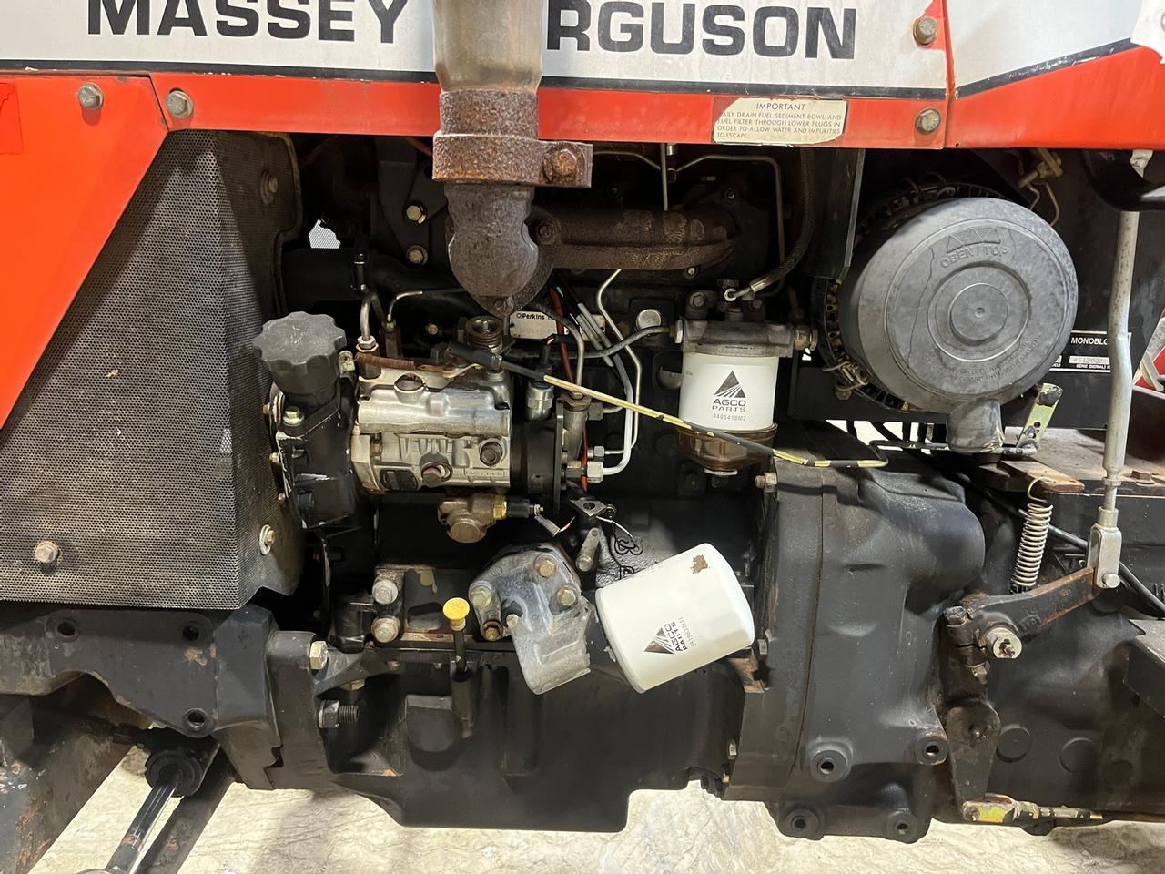 Massey Ferguson 451 Tractor