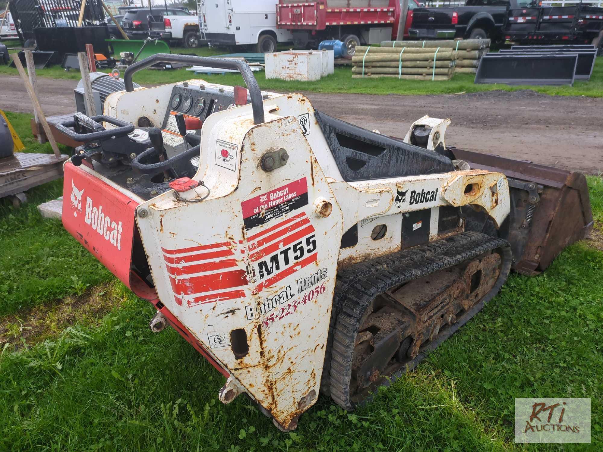 Bobcat MT55 track stand on skid steer loader, GP bucket, diesel, 1471 hrs