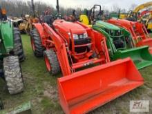 Kubota L3901 compact tractor, loader, GP bucket, 3pt hitch, PTO, hydrostatic, 4WD, differential