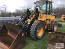Caterpillar IT24F loader, hydraulic coupler, GP bucket, 17.5 x 25 tires, well maintained