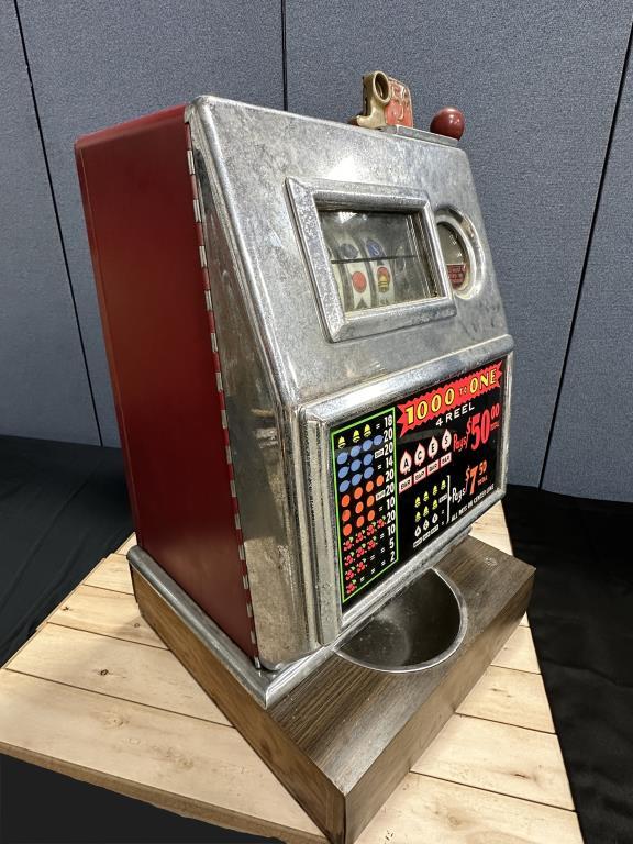 Harveys Vintage 4 Reel Table-Top 5¢ Slot Machine