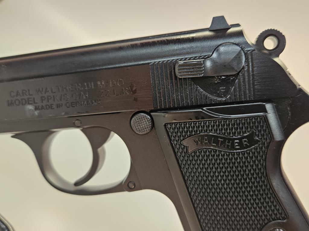 NEW Walther PPK/S 3,3" Semi-Auto .22 LR CAL Pistol