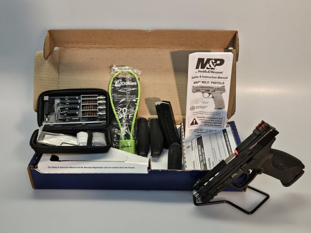 New Smith & Wesson M&P 9 M2.0 Ported Performance C