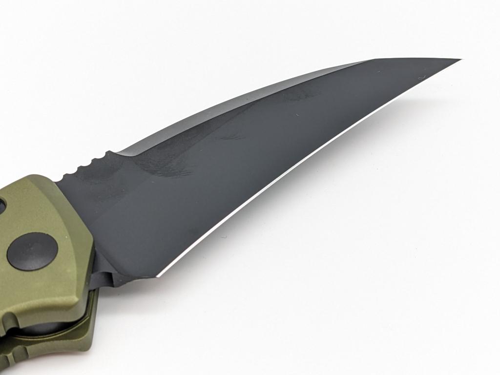 NIB Microtech Kestrel Auto Knife 131-1GR w/ Sheath