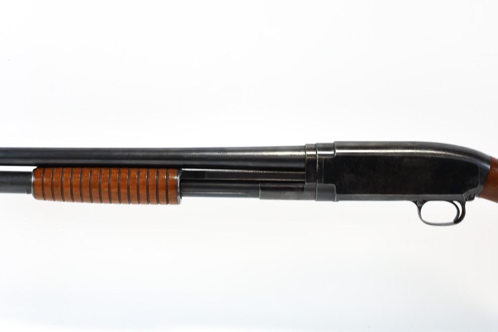 Early Winchester Model 12 16 Ga Pump Shotgun
