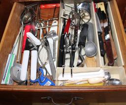 3 DRAWERS OF CONTENTS