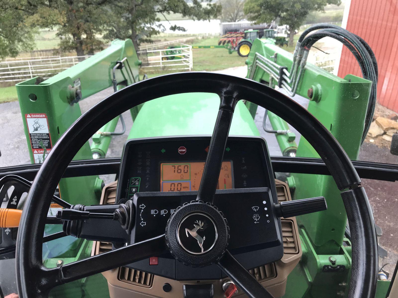 1997 John Deere 7210 Tractor