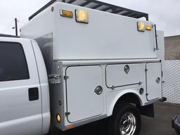 2003 Ford F-550 Super Duty diesel 4x4 crew cab with S and S Fire Apparatus fiberglass body
