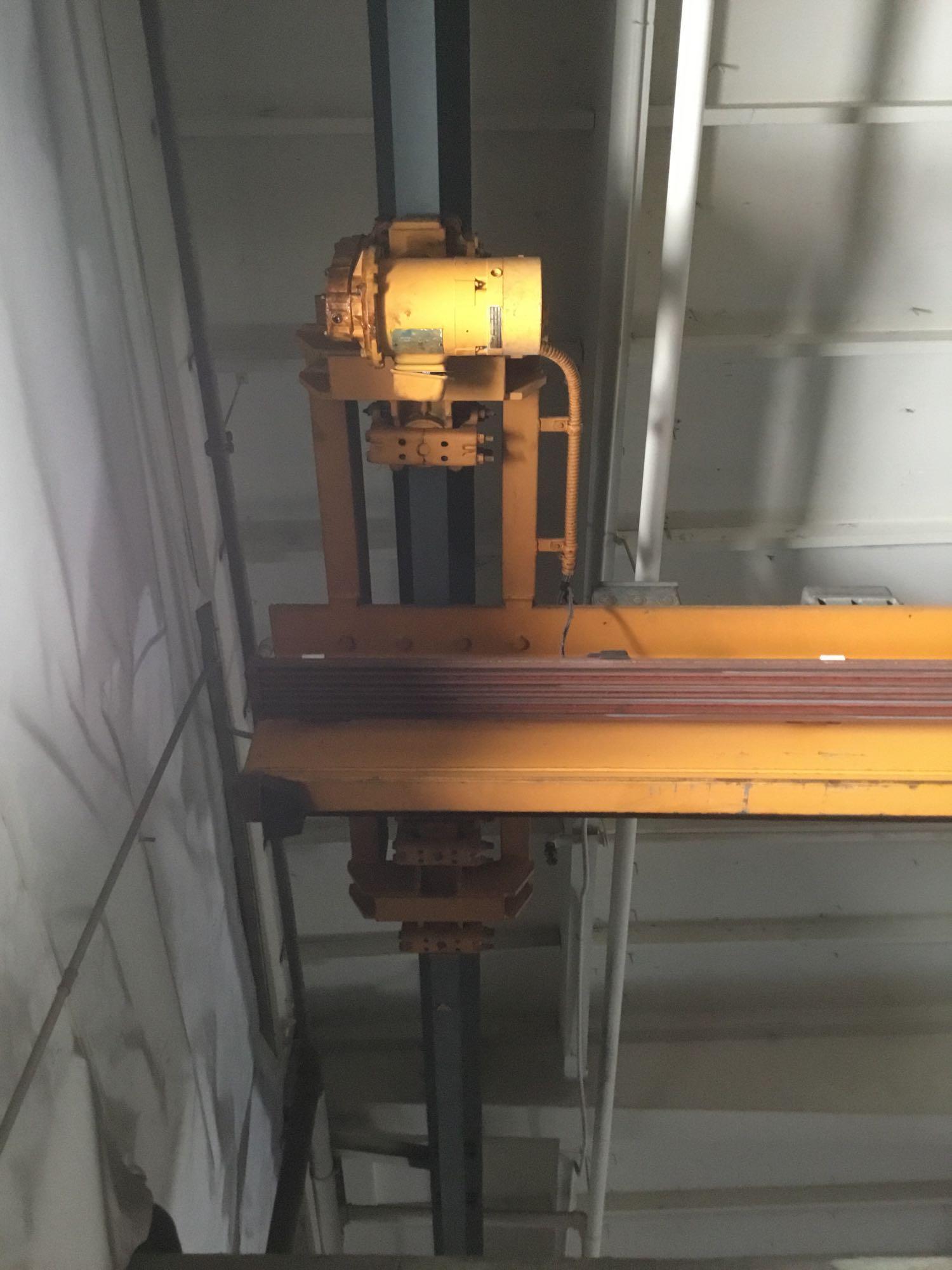 General Conveyor 5 Ton Crane ***ATTACHED TO BUILDING***