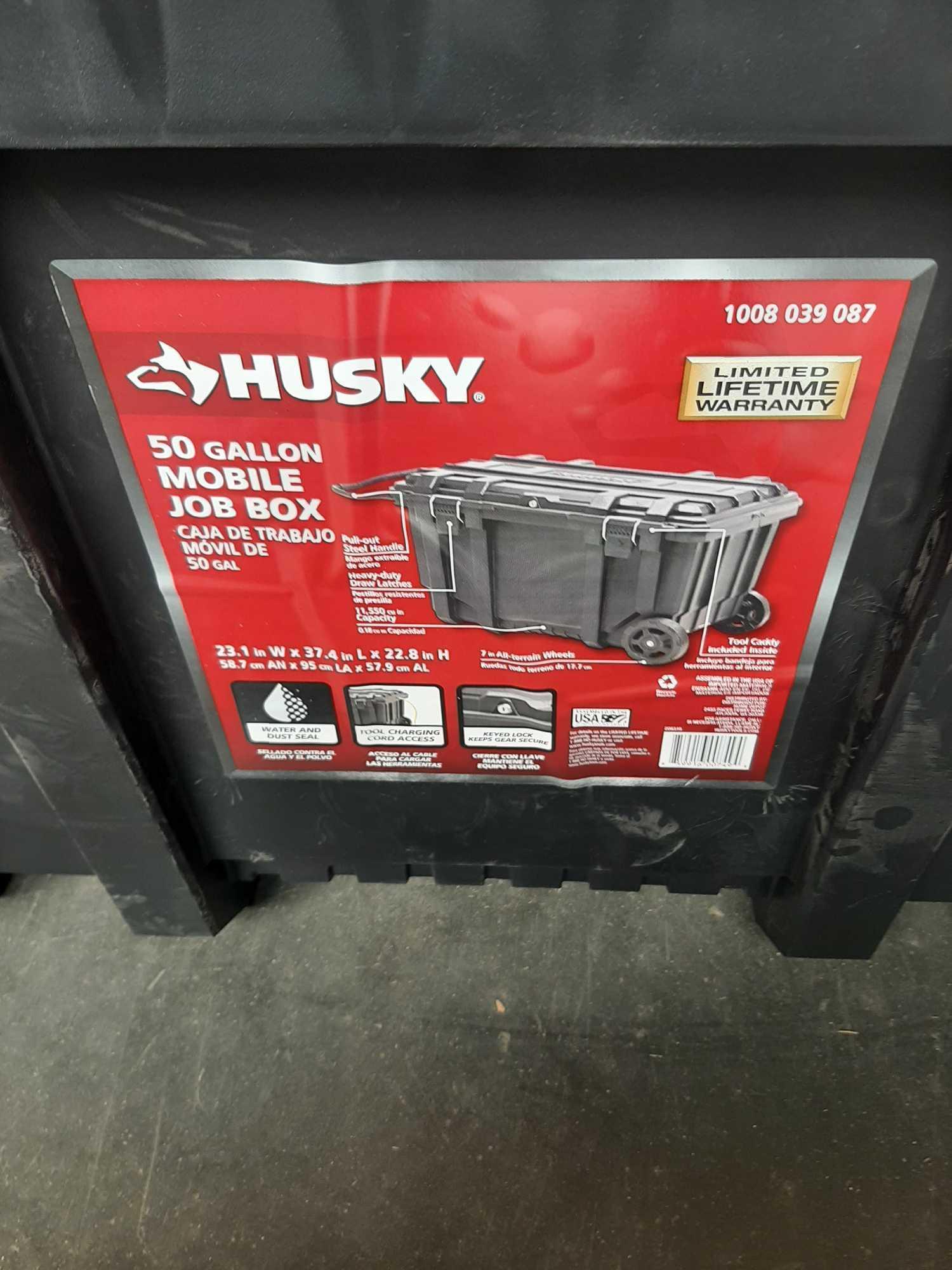 Husky 50 Gallon Mobile Job Box*WITH KEY*