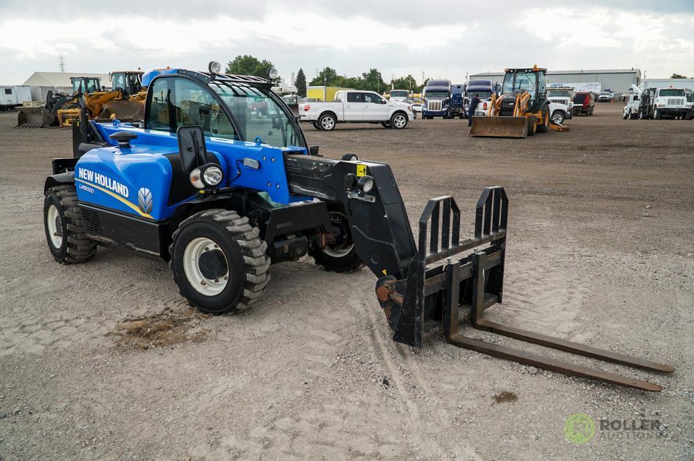 2013 New Holland LM5020 4WD Telescopic Forklift, Enclosed Cab w/ Heat & A/C, Auxiliary Hydraulics,