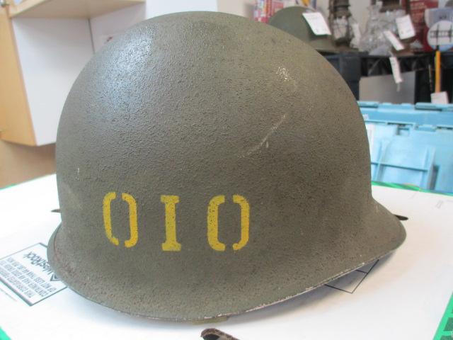 Vintage WW2 Military Helmet - con 757