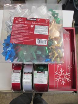 New Christmas Wood Tray Box and Ribbons - Will not be shipped - con 576
