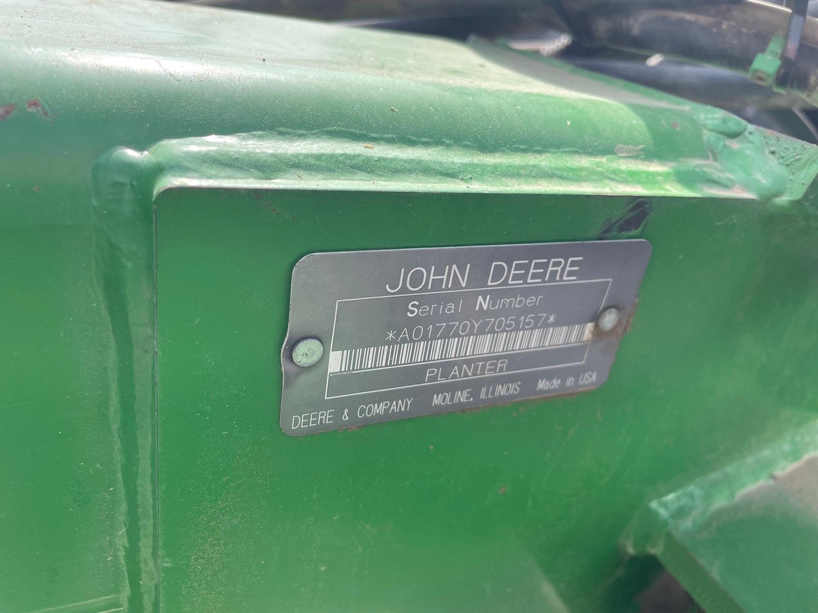 2003 John Deere 1770NT Planter