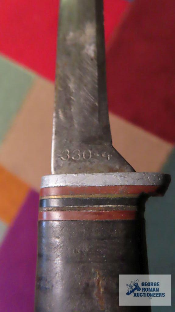 Vintage 330-4 knife with Case sheath
