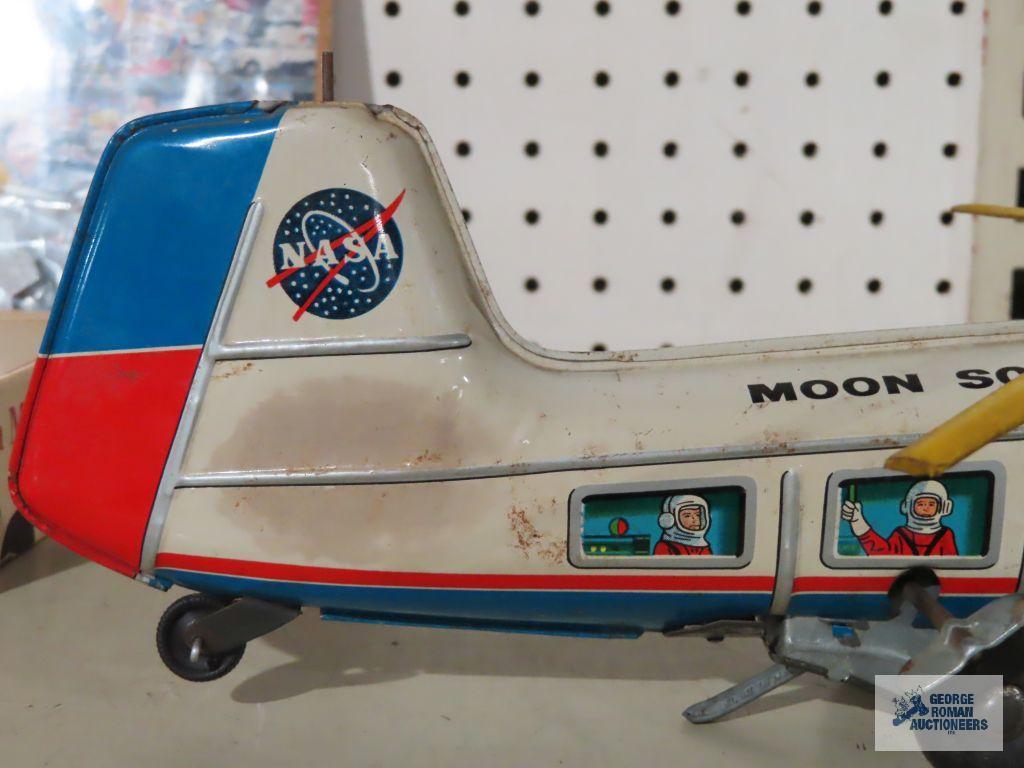 Marx NASA Moon Scout windup helicopter. Missing rear rotor and has some discoloration
