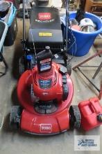 Toro recycler lawn mower with gas can and oil