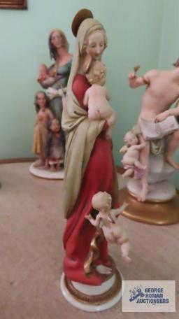 Mary and Cherubs figurine. Made in Italy, works of art.