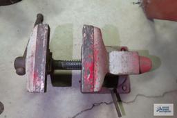 Scout 3-1/2 inch vise
