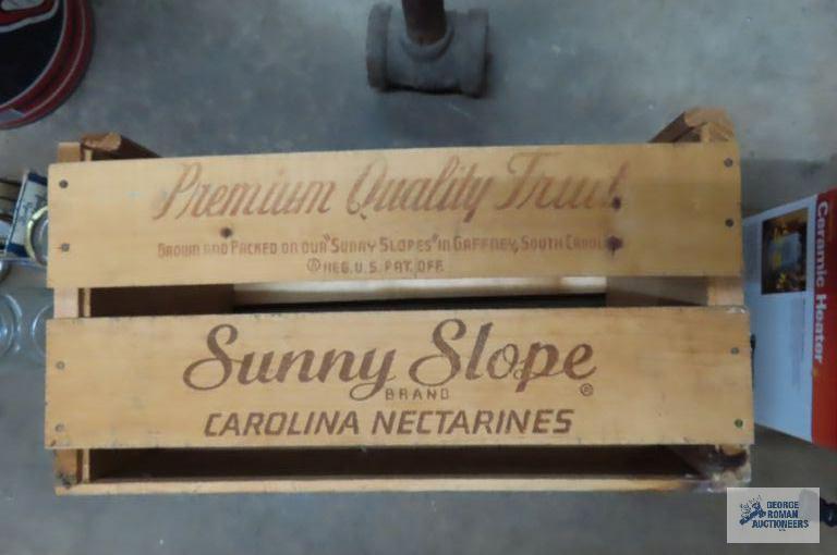 vintage Sunnyslope Carolina nectarines crate