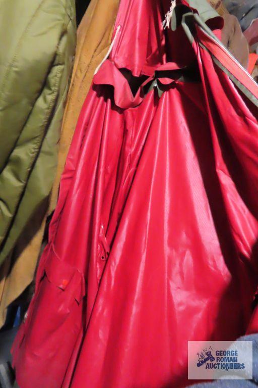 Schmidt Workwear heavy duty jacket, size medium. hunting jackets, hats, etc