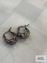 Cut out hoop earrings, marked 925 Turkey, approximate total weight is 3.05 G