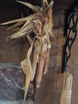 Corn Cob Bundle and Straw Bundle Broom