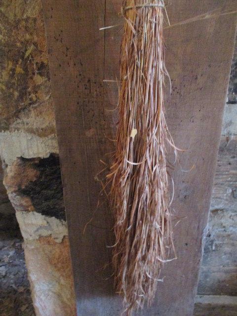 Corn Cob Bundle and Straw Bundle Broom
