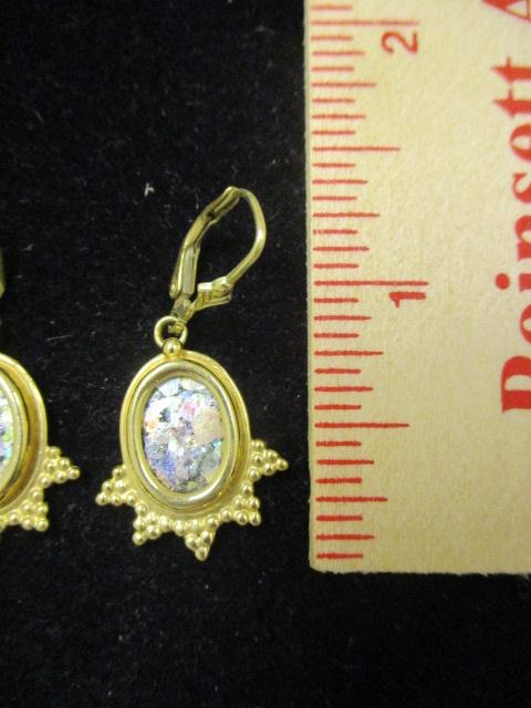14k Gold Earrings w/ Mother of Pearl Insets