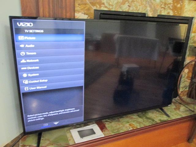 Vizio 55" Smart TV with Remote