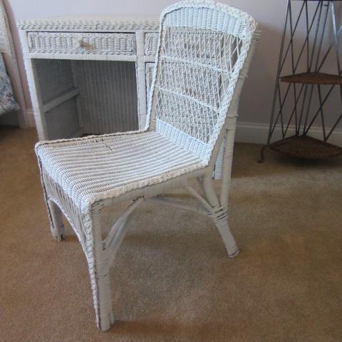 White Wicker Desk and Chair