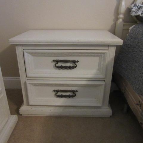 Retro Painted King Size Bed, Nightstand and Dresser with Mirror