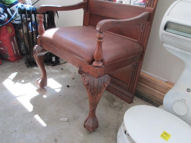 Pulaski Carved Wood Hall Tree Chair