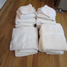 Nice White Bath Towels, Hand Towels and Wash Clothes